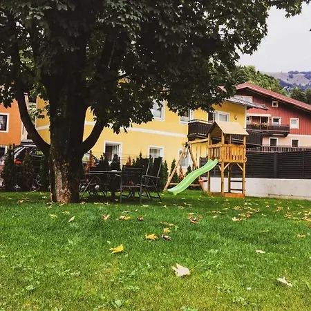 Holiday home Haus Schnoell Family 3 *
